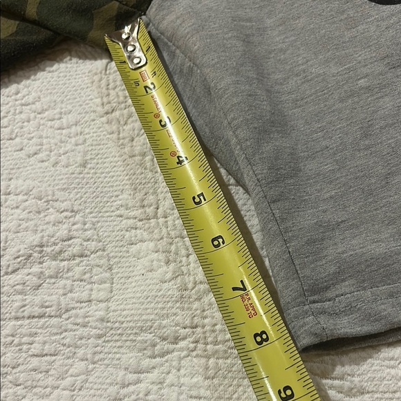 Bape The Bathing Ape Split Camo Shark Shorts. Small/Medium. - Picture 6 of 16